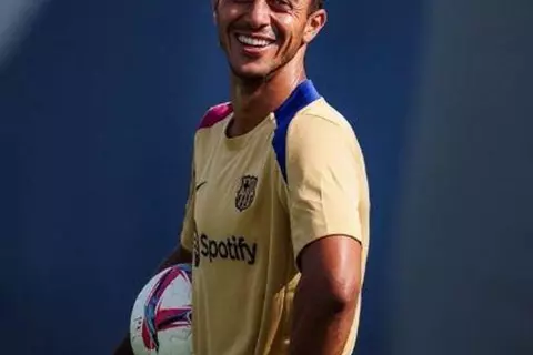 آس: ألكانتارا يعود إلى برشلونة في يناير